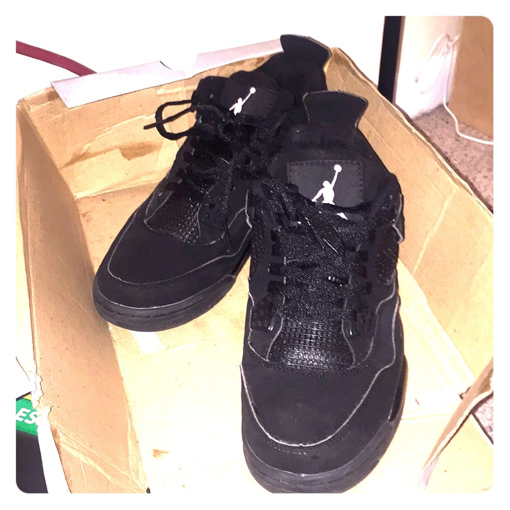 Air Jordan 4 Retro